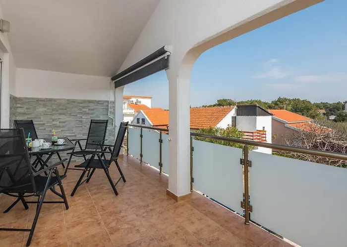 Wenig Апартаменты Вир